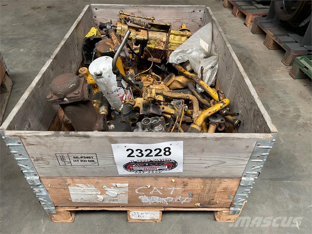  Diverse dele ex. Cat 3304 محركات