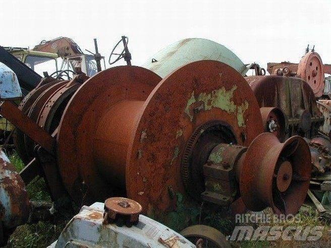  Dobbel tromle spil المصاعد والرافعات المادية