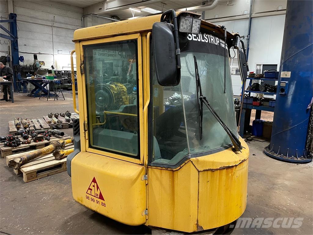  Førerhus ex. Volvo L90E مكونات أخرى