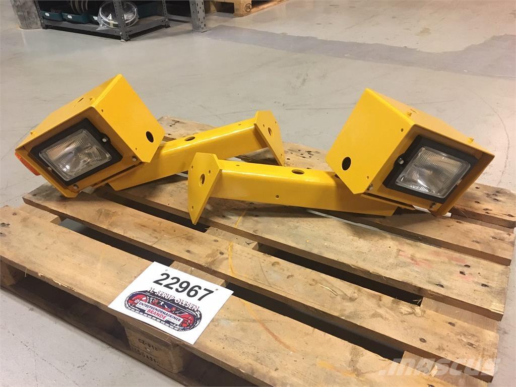  Forlygter Volvo L180E مكونات أخرى