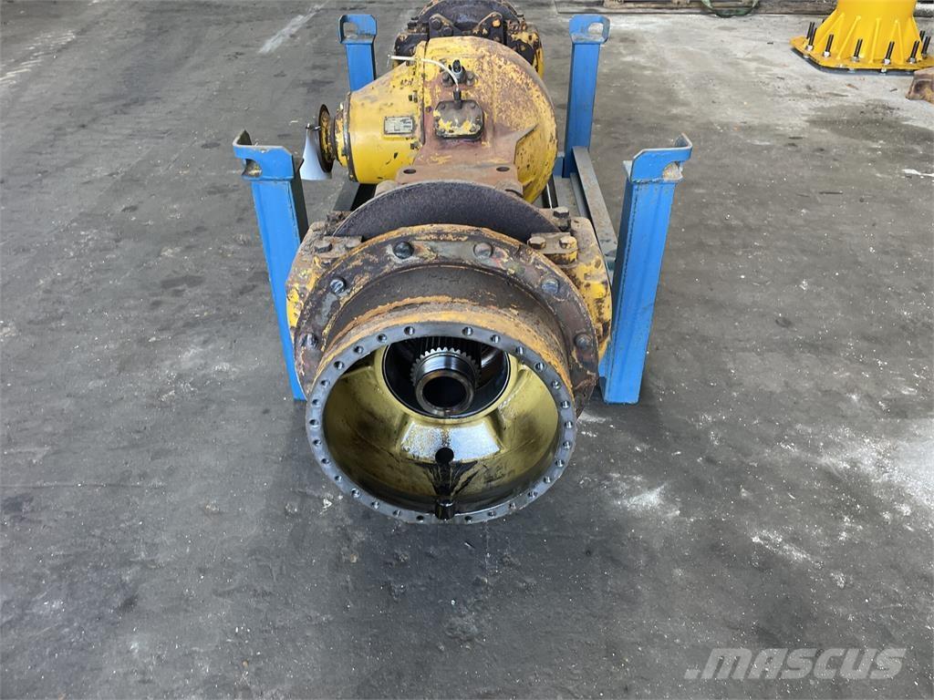  Front Aksel Ex. Volvo 4500 محور العجلة