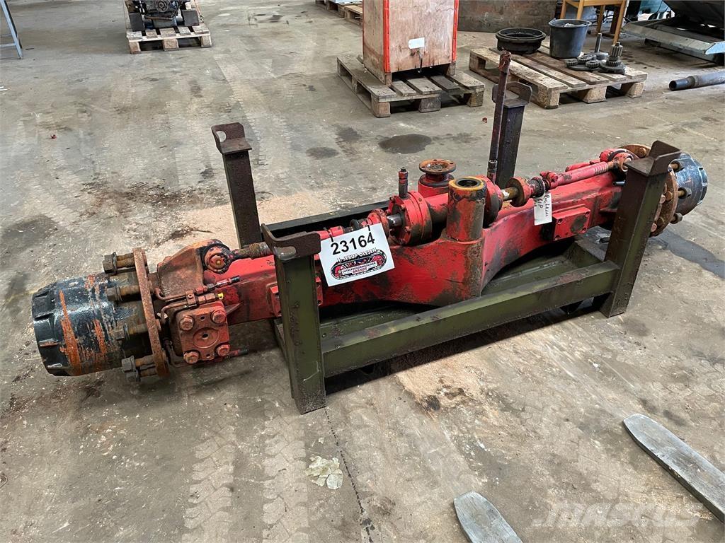  Frontaksel ex. Poclain 61P محور العجلة