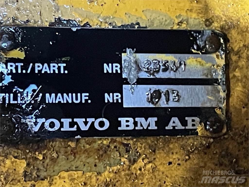  Frontaksel ex. Volvo 4400 محور العجلة