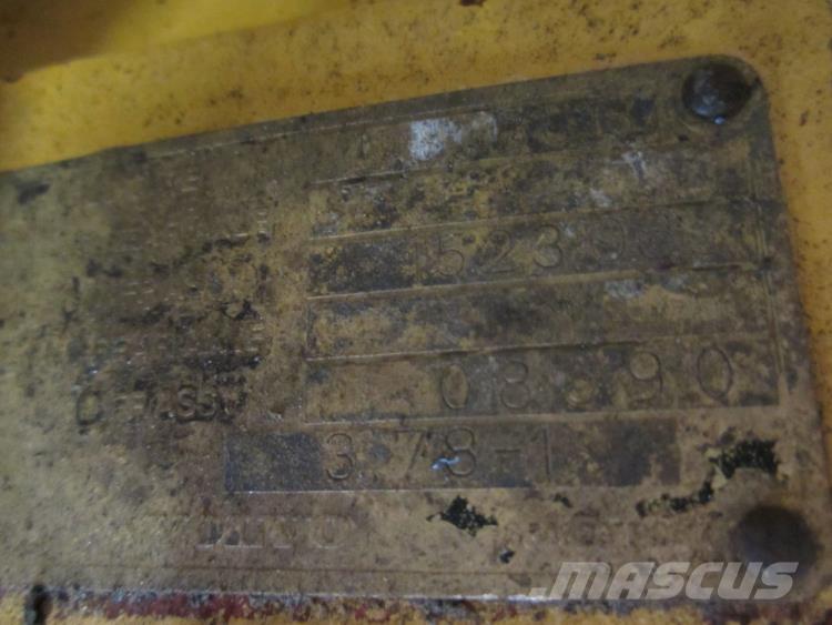  Frontaksel ex. Volvo A25C محور العجلة