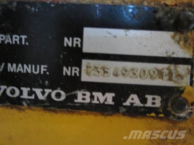  Frontaksel ex. Volvo A25C محور العجلة