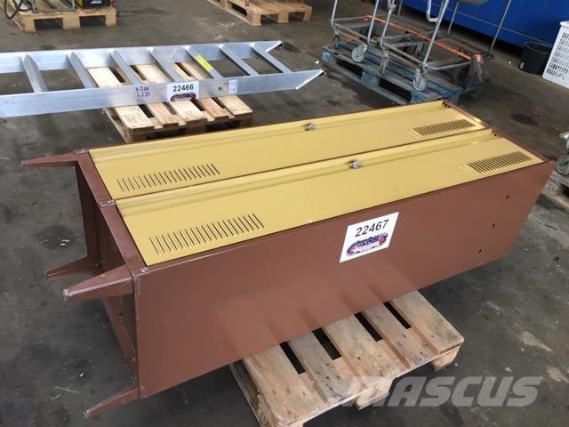  Garderobeskabe - 2 stk. مكونات أخرى