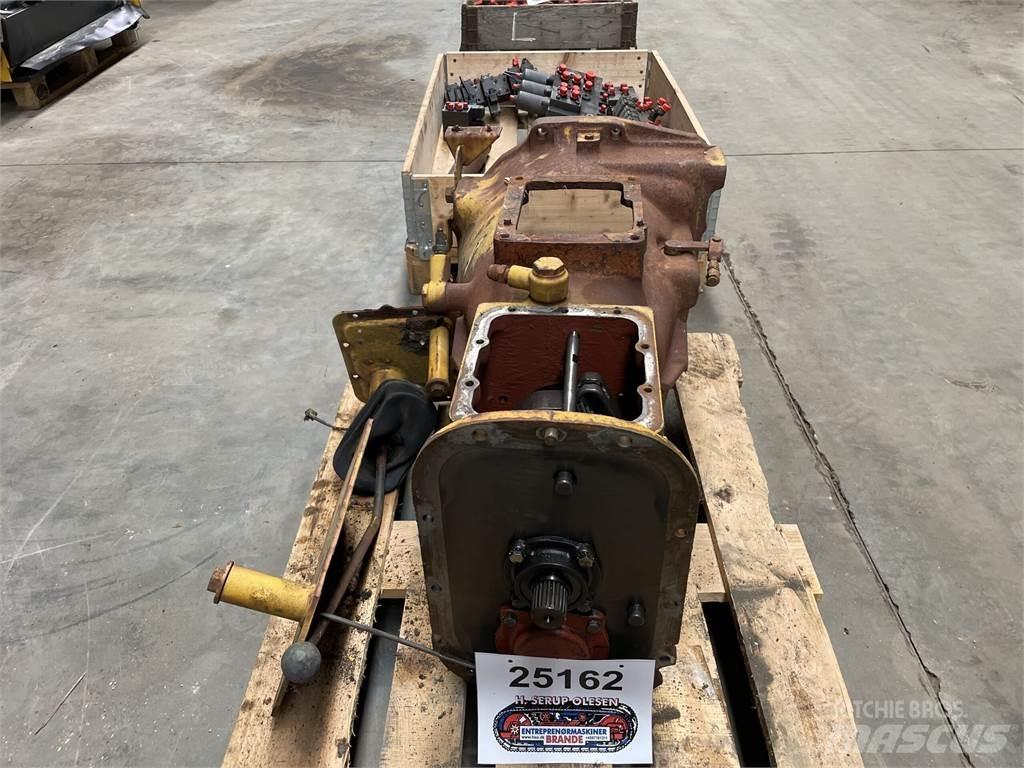  Gearkasse ex. Ford 550 أجهزة نقل