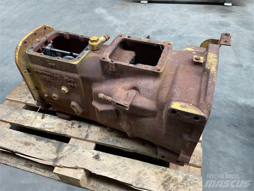  Gearkasse ex. Ford 550 أجهزة نقل