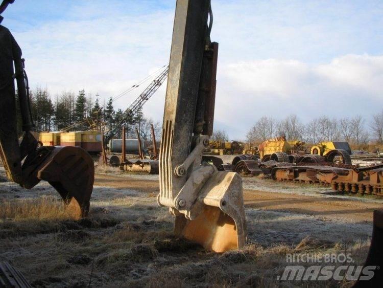 Hitachi UH 181 til ophug حفارات زحافة