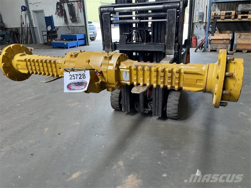Hydrema 906C frontaksel محور العجلة