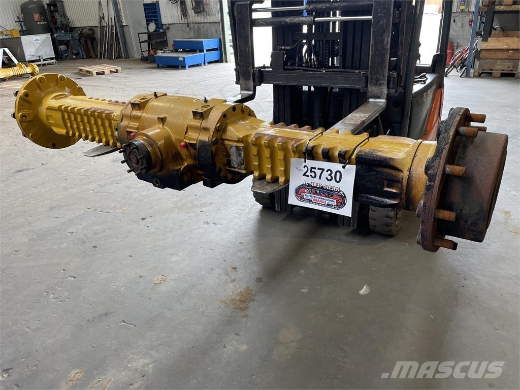 Hydrema 906C frontaksel محور العجلة