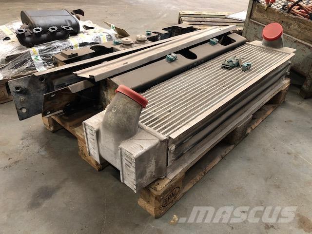  Intercooler ex. Volvo L180E محركات
