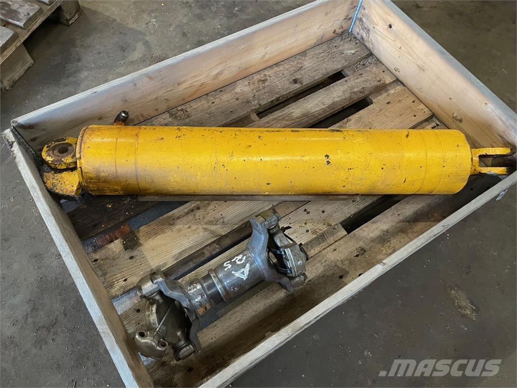  Kardan ex. Volvo A25 6x6 مكونات أخرى