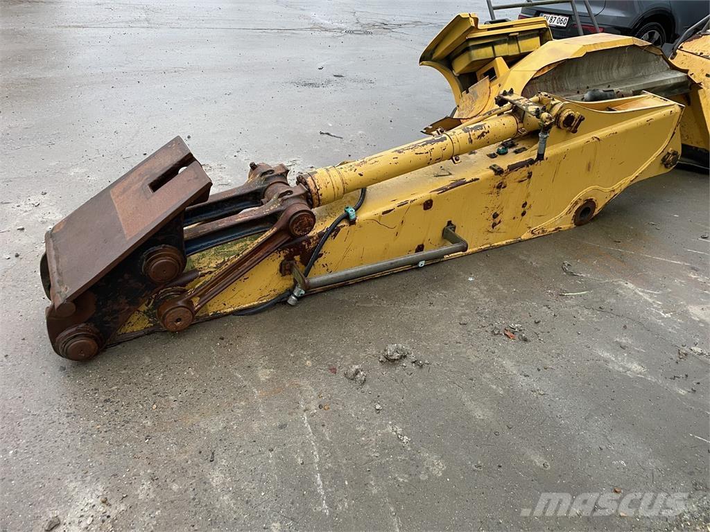 Komatsu PC150LC-3 gravearm مكونات أخرى