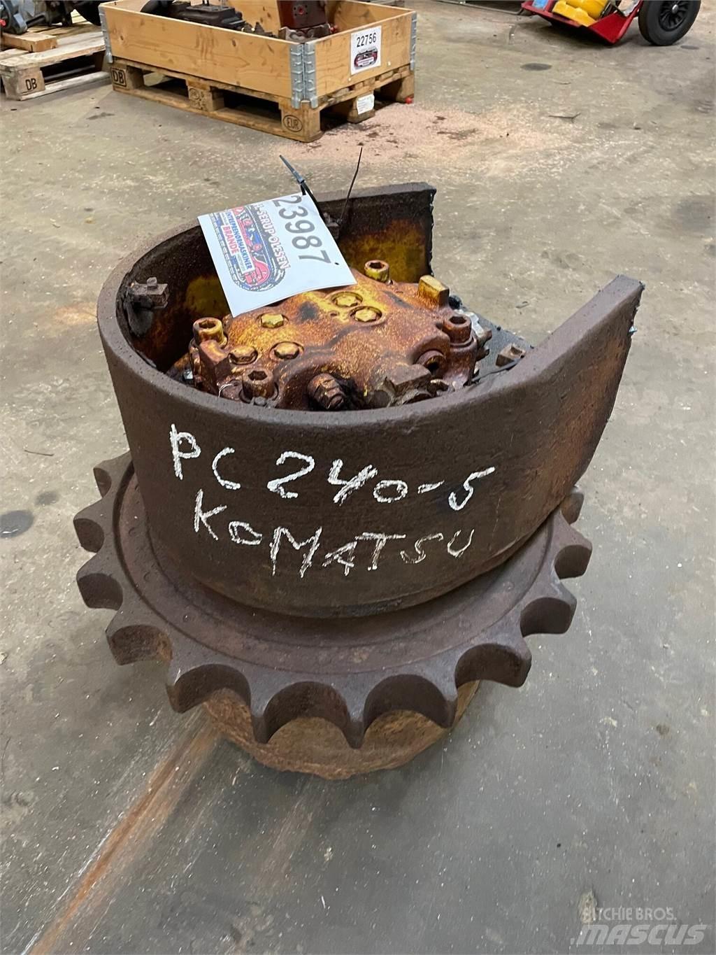 Komatsu PC240-5 Køregear أجهزة نقل