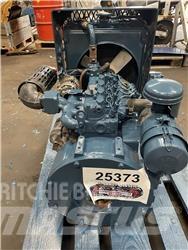 Kubota V800 motor - 4 cyl. محركات