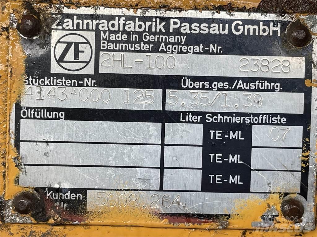 Liebherr A902 Køregear أجهزة نقل