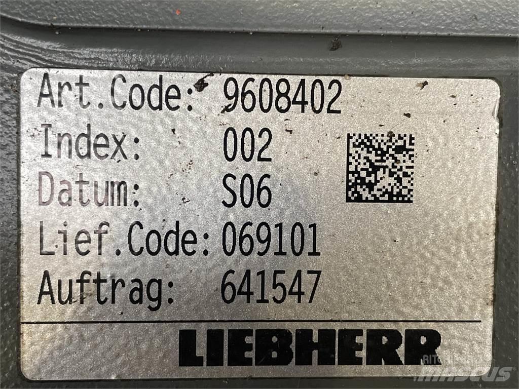 Liebherr L542 Link Arm مكونات أخرى