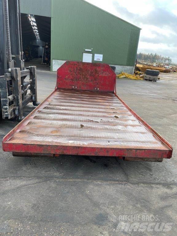  Maskintrailer med wirehejs نصف مقطورة مسطحة منخفضة
