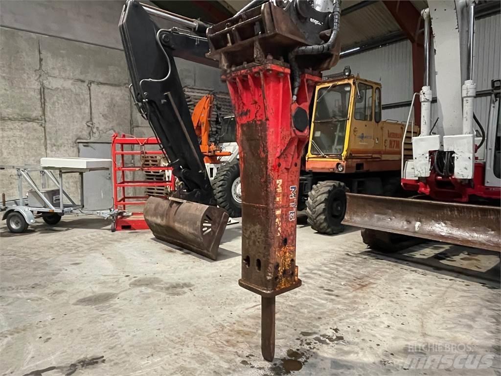MTB 120 hydr. hammer مطارق / كسارات