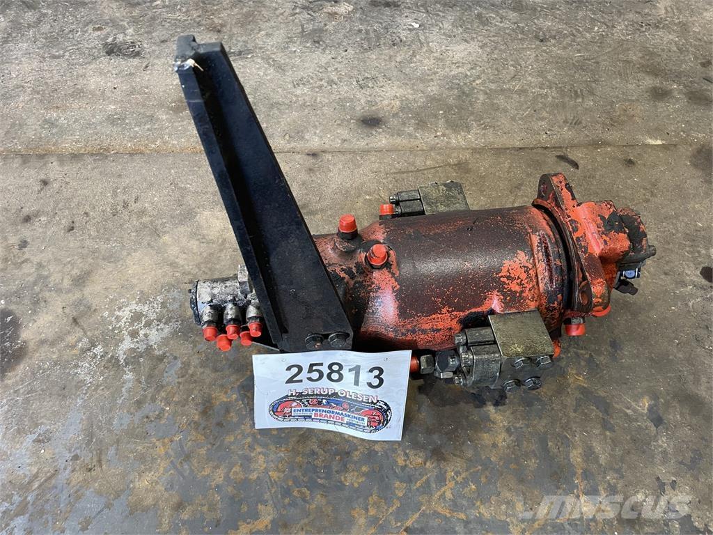 O&K MH4 Plus svirvel هيدروليات