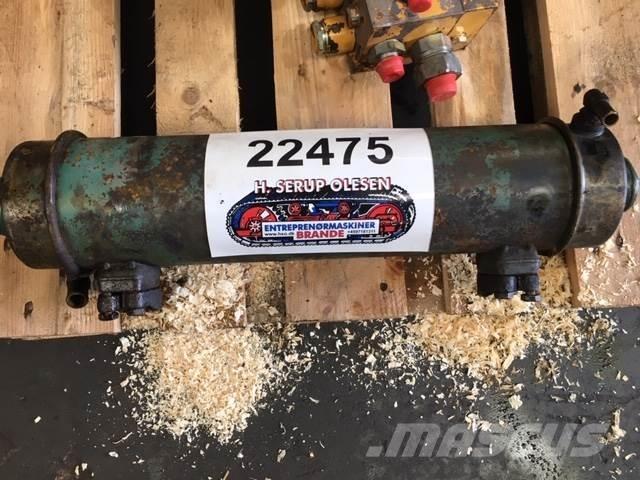  Oliekøler ex. Volvo L180C محركات