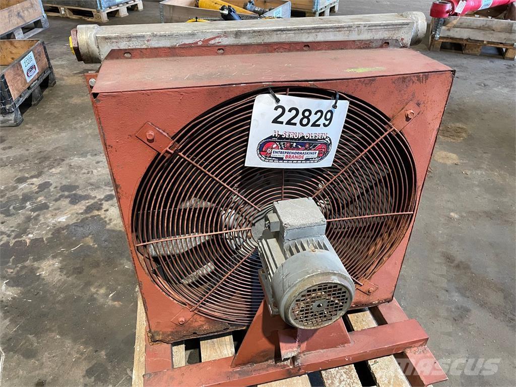  Oliekøler med el-blæser محركات