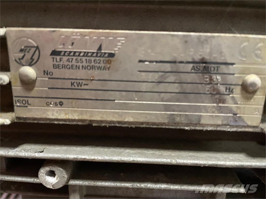  Oliekøler med el-blæser محركات