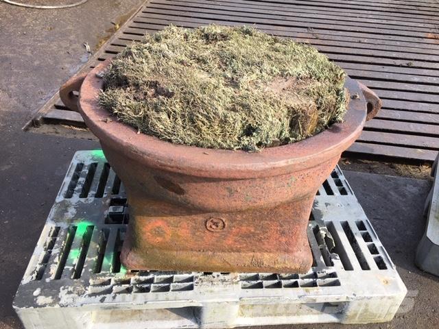  Rammeslag مكونات أخرى