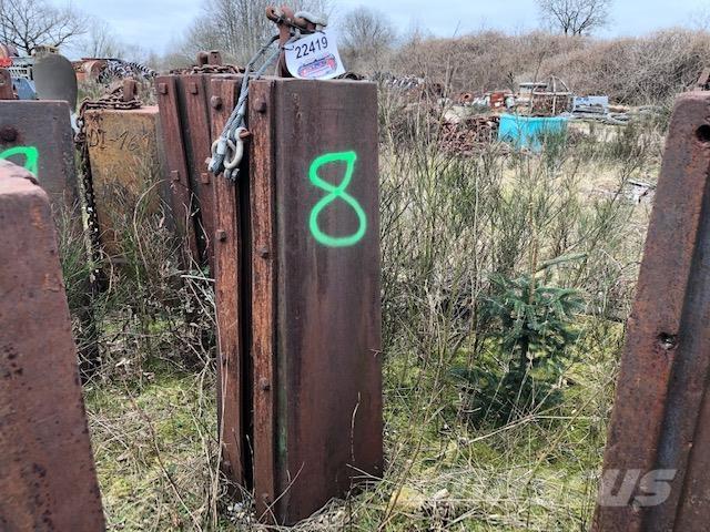  Rammeslag ca. 2000 kg مكونات أخرى