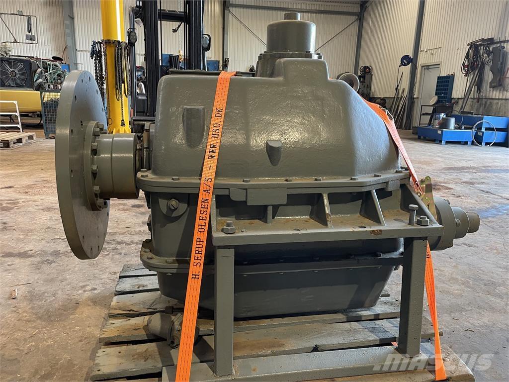 Reintjes WUO 440 gear علب تروس