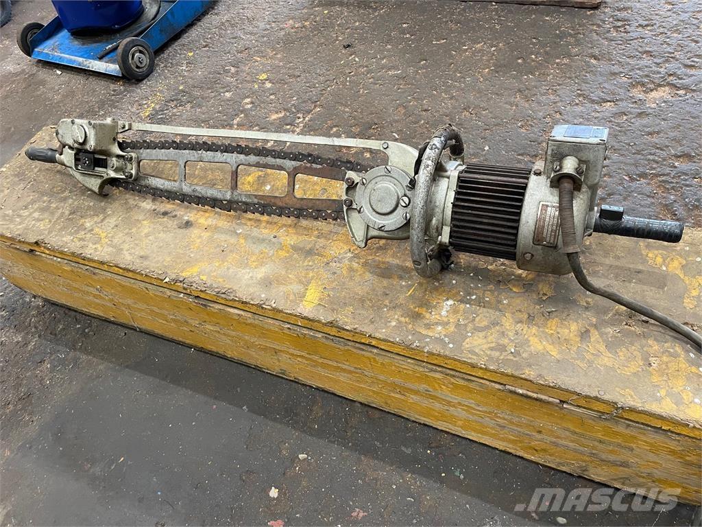  Sav Type SSK 111R مكونات أخرى