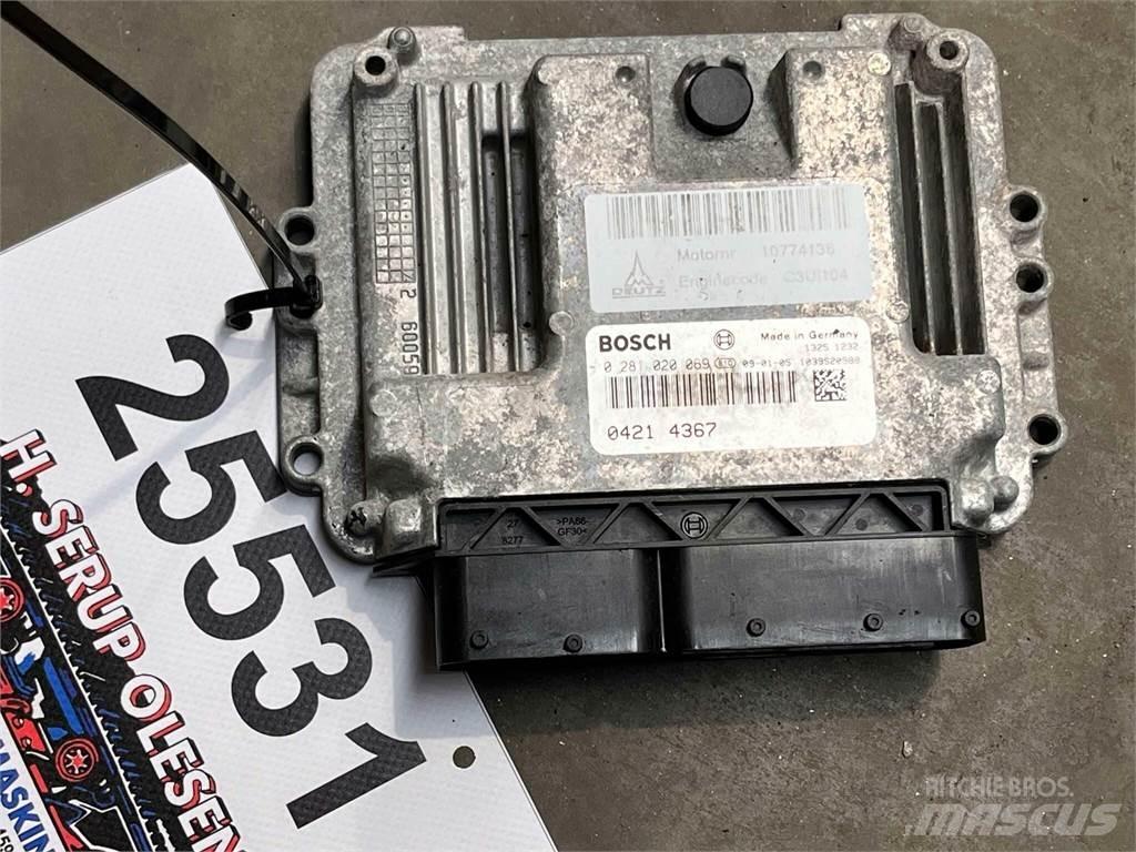 Sennebogen 821 CPU إلكترونيات