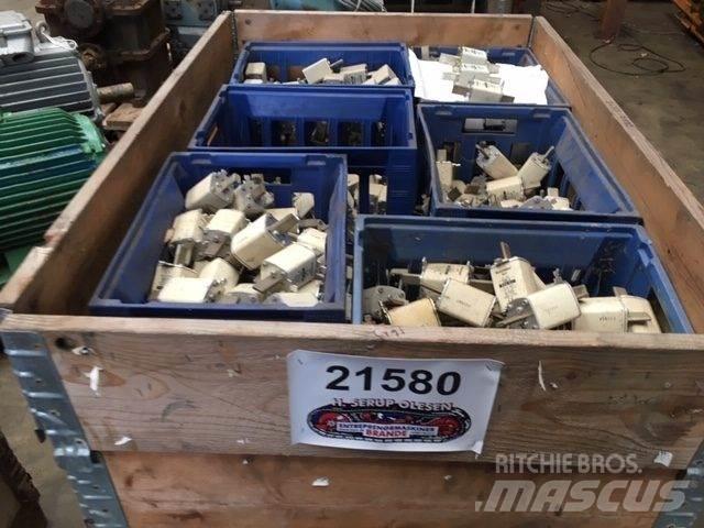  Sikringer Type Bussmann إلكترونيات