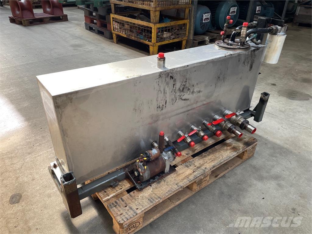  Tank, rustfri - ca. 200 Ltr. مكونات أخرى