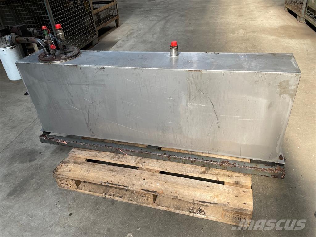  Tank, rustfri - ca. 200 Ltr. مكونات أخرى