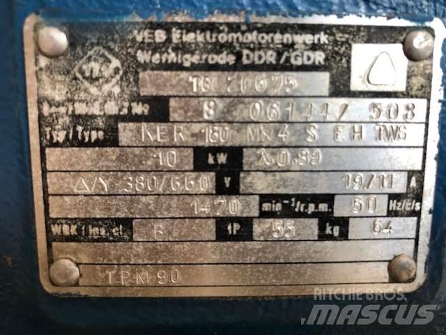 VEB kølekompressor - 4 cyl. مكابس