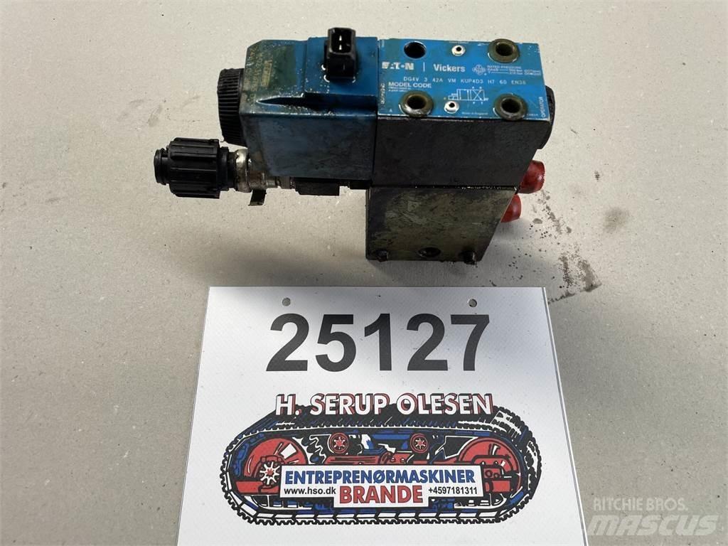  Ventilblok ex. Volvo L120F هيدروليات