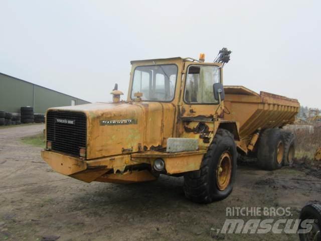 Volvo 860S dumper til ophug عربات نقل قلابة للمواقع