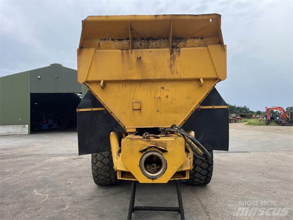 Volvo A25C dumpervogn 6x6 عربات نقل قلابة للمواقع