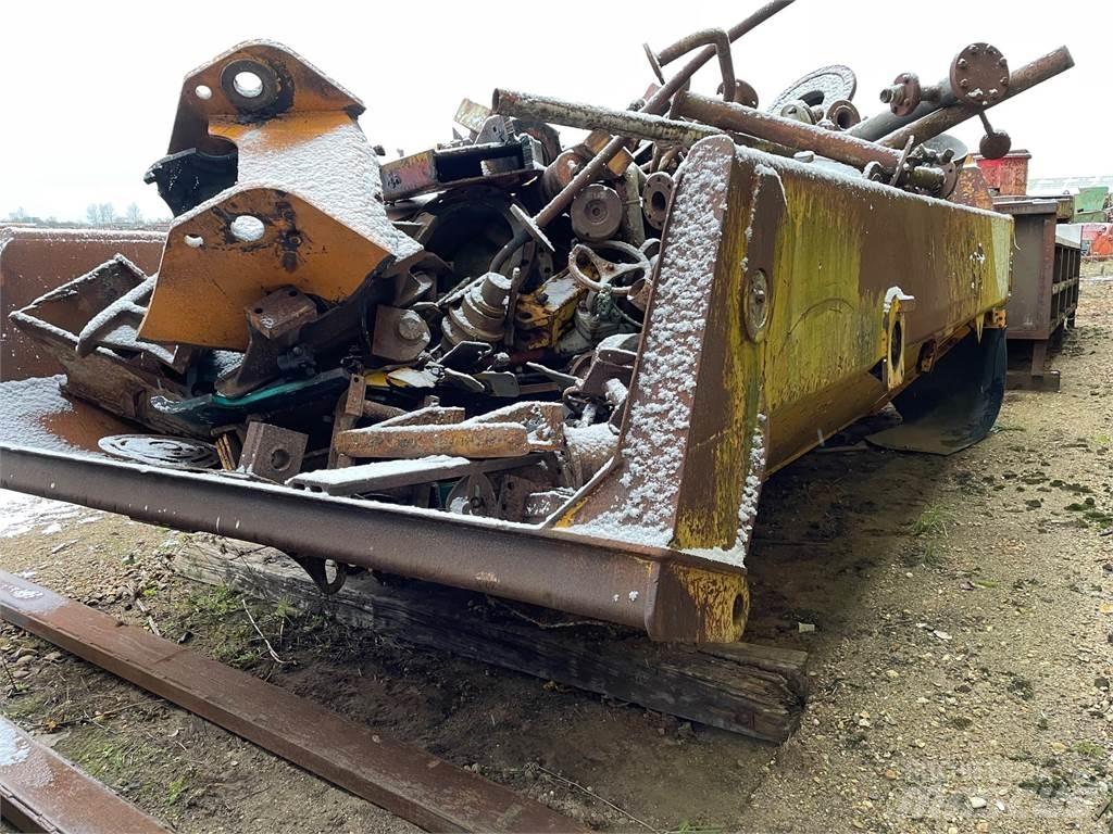 Volvo A25D dumperkasse عربات نقل قلابة للمواقع