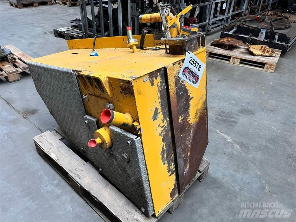 Volvo A35 brændstoftank محركات