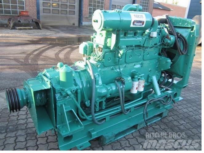 Volvo D100A med PTO محركات