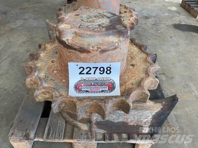 Volvo EC230B Køregear أجهزة نقل