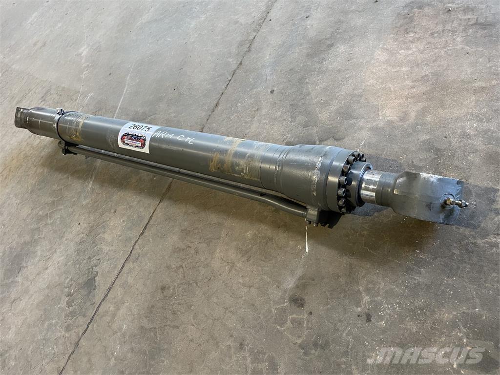 Volvo EC240CL armcylinder هيدروليات