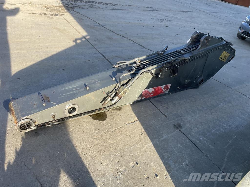 Volvo EC240CL gravearm مكونات أخرى