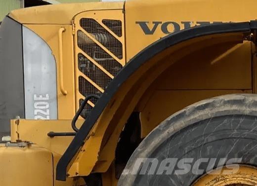 Volvo L220E højre bagskærm مكونات أخرى