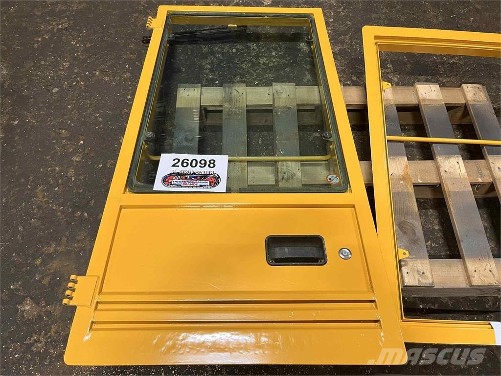 Volvo L70B dør مكونات أخرى