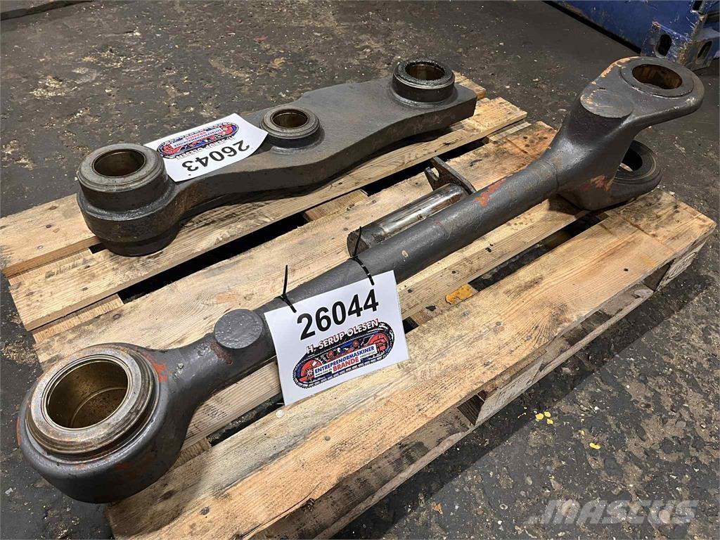 Volvo L90C link مكونات أخرى