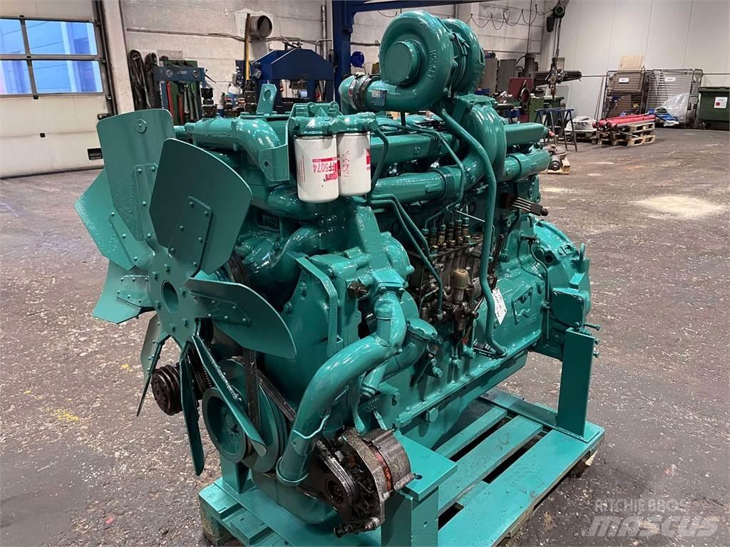 Volvo TD121G motor محركات